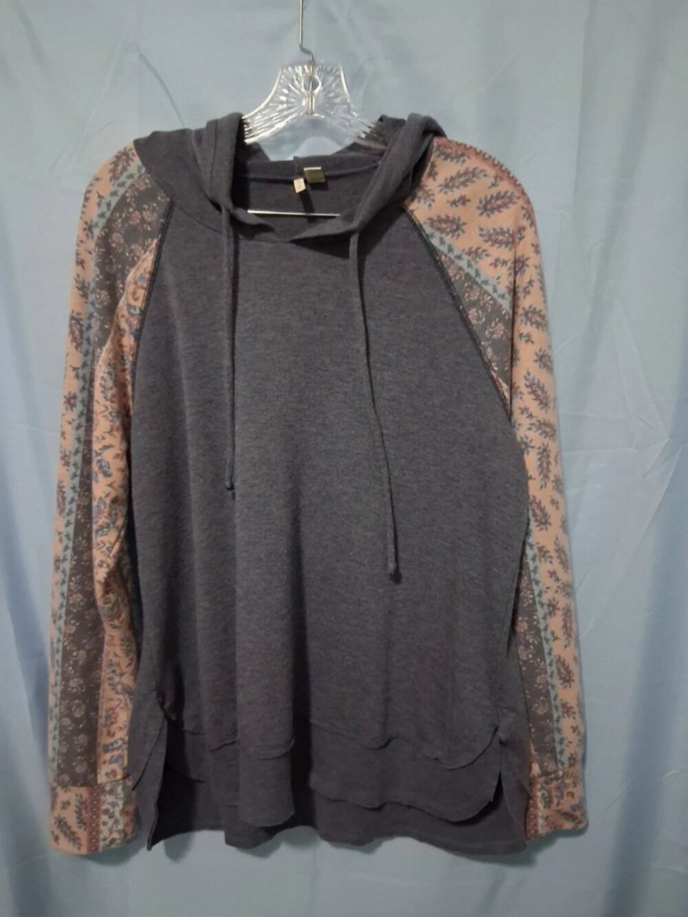CATO Womans Large Floral Long Sleeve Hoodie Pullover Top